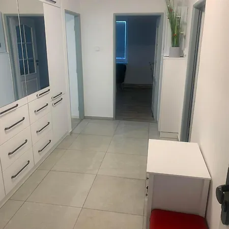 Nebrehovicka, Strakonice. Lejlighed *