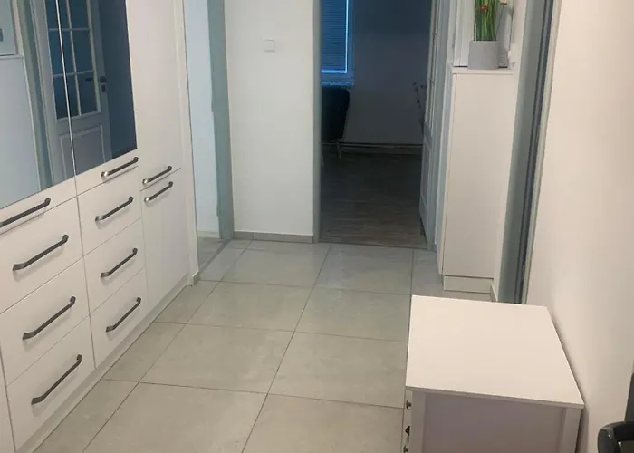 Nebrehovicka, Strakonice. Appartement *